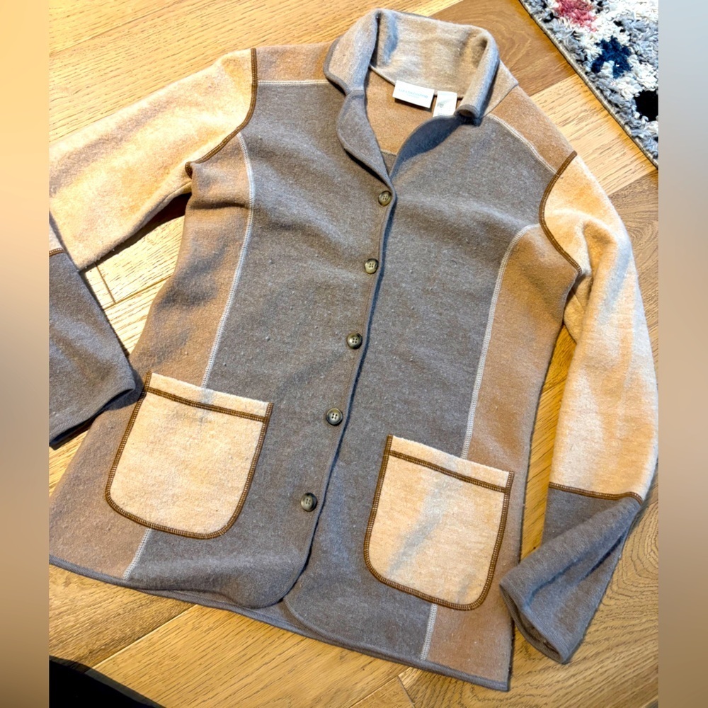 VTG 90’s liz claiborne sport wool cardigan sport coat Overall very